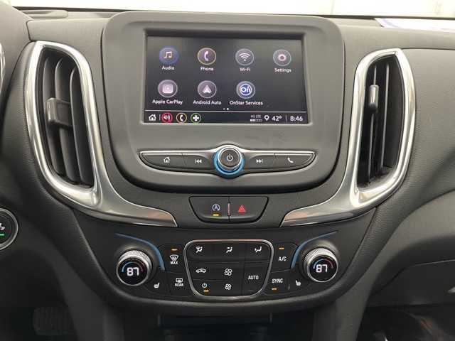 2022 Chevrolet Equinox photo 3