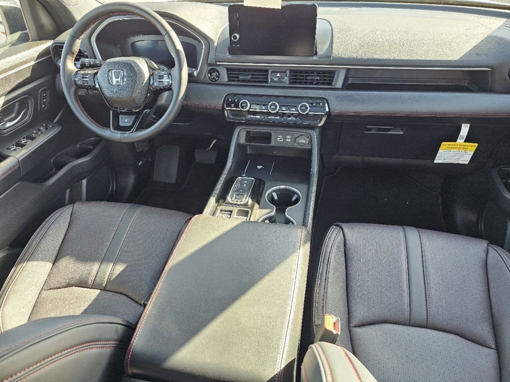 2025 Honda Pilot Black Edition photo 5