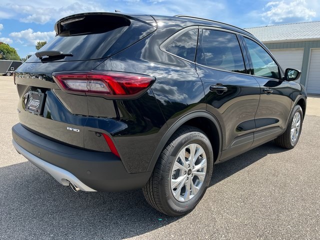 2025 Ford Escape Active photo 2