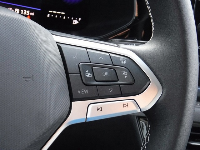 2024 Volkswagen Taos SE photo 24