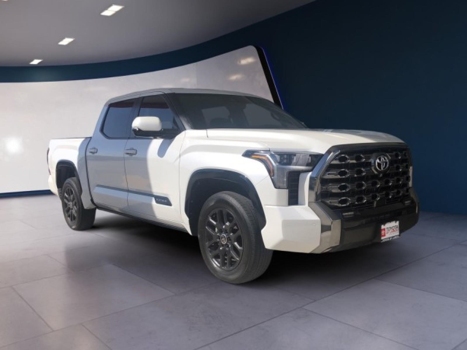 2024 Toyota Tundra Platinum CrewMax photo 6