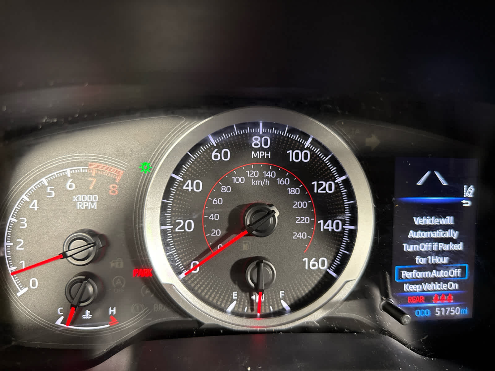 2022 Toyota Corolla Cross LE photo 29