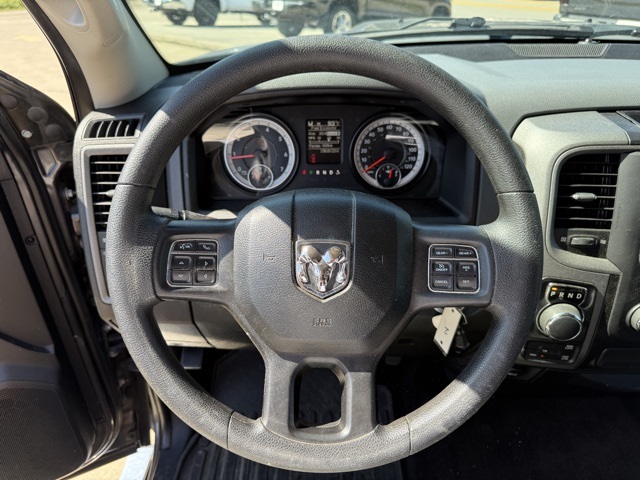 2016 Ram 1500 Express photo 13
