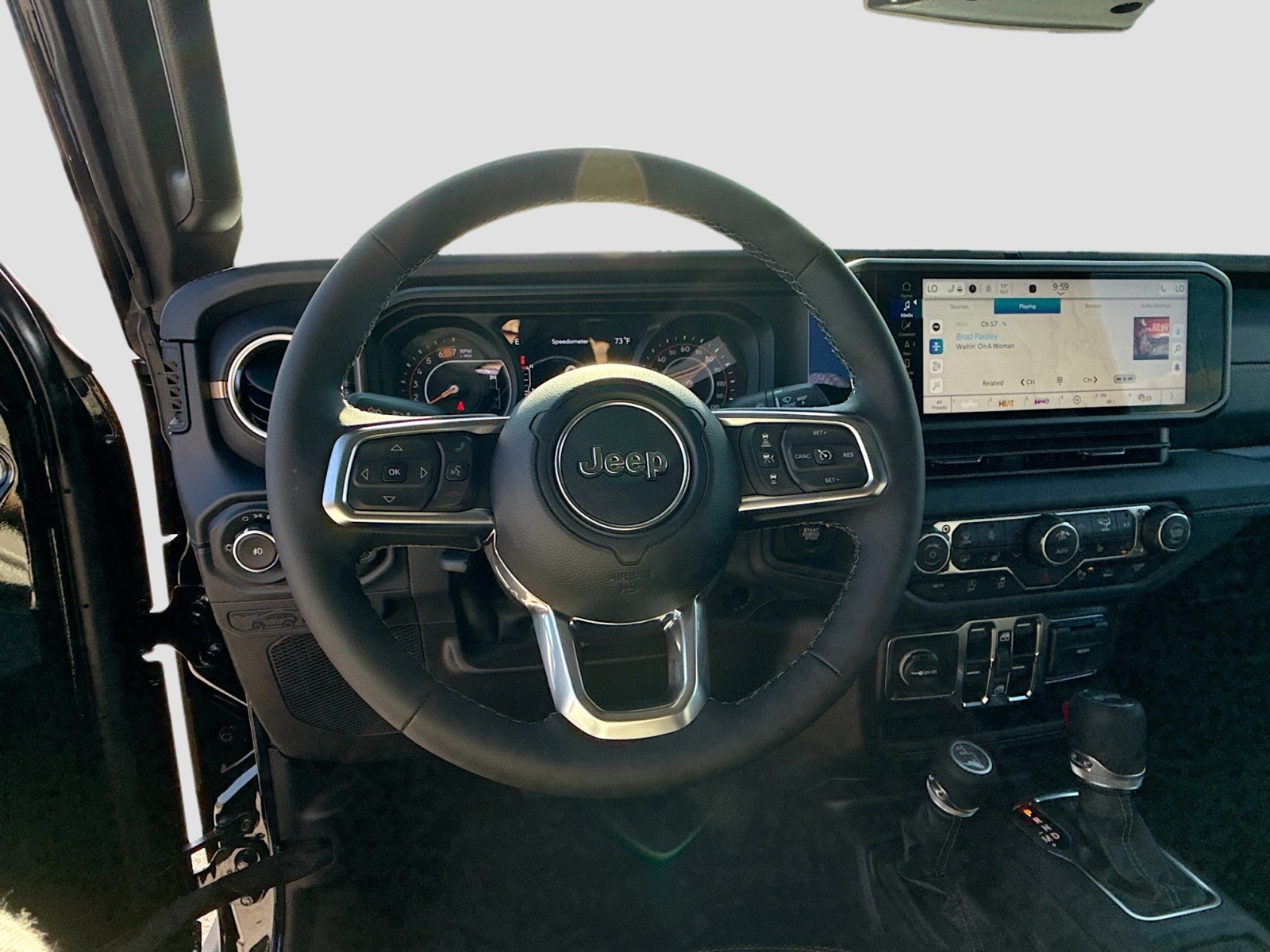 2025 Jeep Wrangler Sahara photo 9