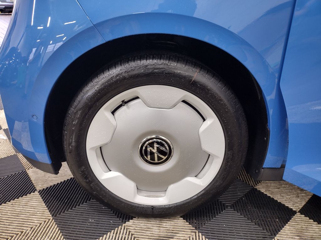 2025 Volkswagen ID. Buzz photo 5