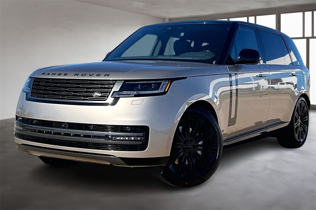 2026 Land Rover Range Rover SE's photo