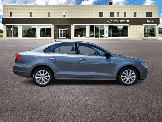 Used 2015 Volkswagen Jetta SE with VIN 3VWD17AJ8FM408716 for sale in Fairfield, CT