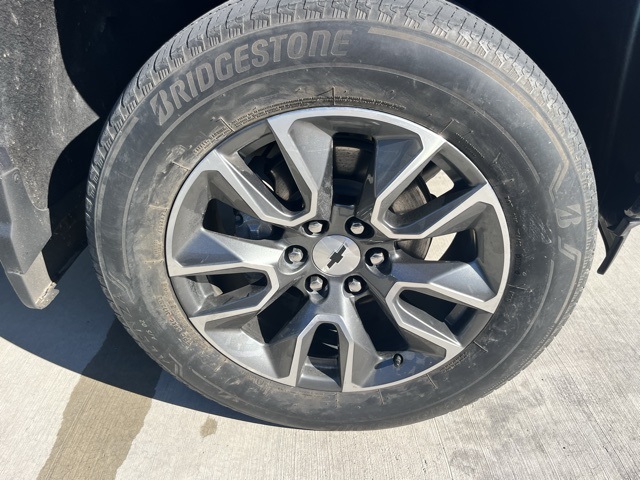 2023 Chevrolet Silverado 1500 RST photo 11
