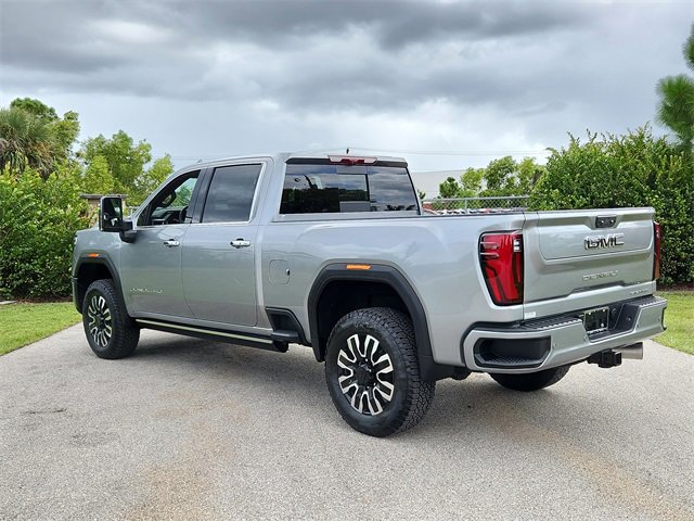 2026 Gmc Sierra 2500 HD Denali Ultimate photo 3