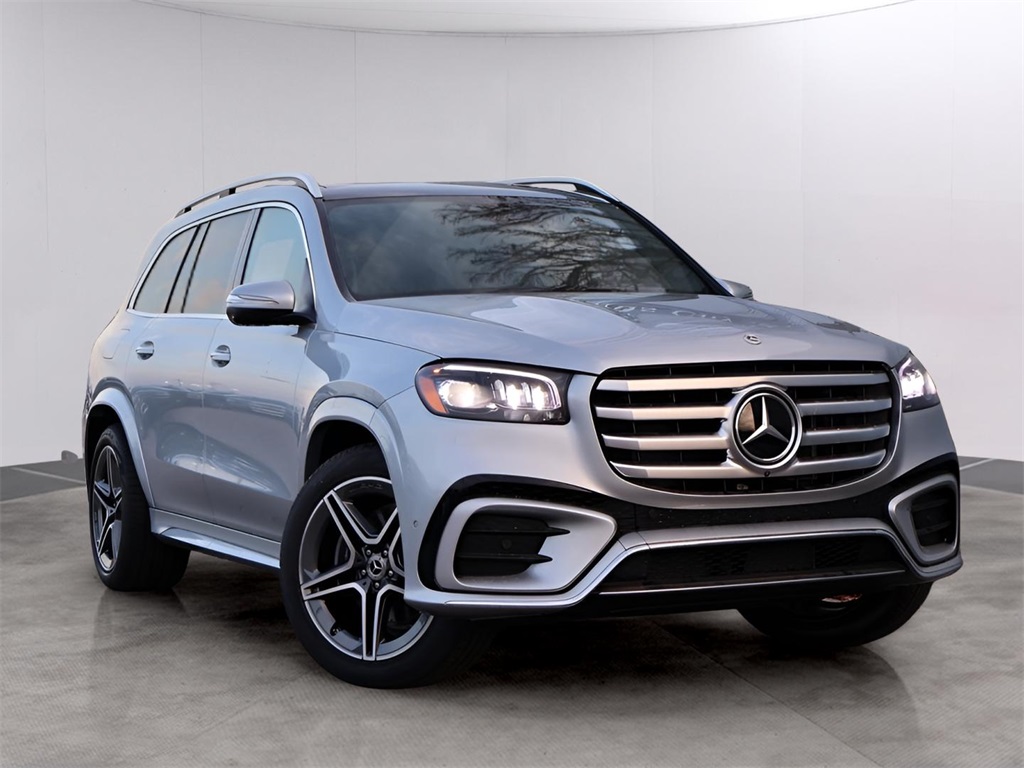 2025 Mercedes-Benz GLS Base's photo