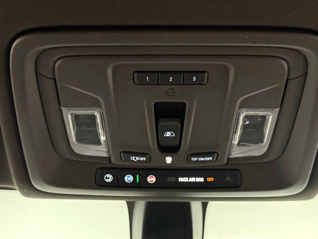 2020 Chevrolet Silverado 1500 RST photo 23
