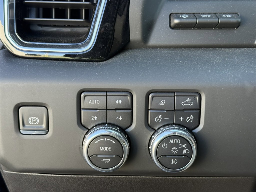 2026 GMC SIERRA - Image 18