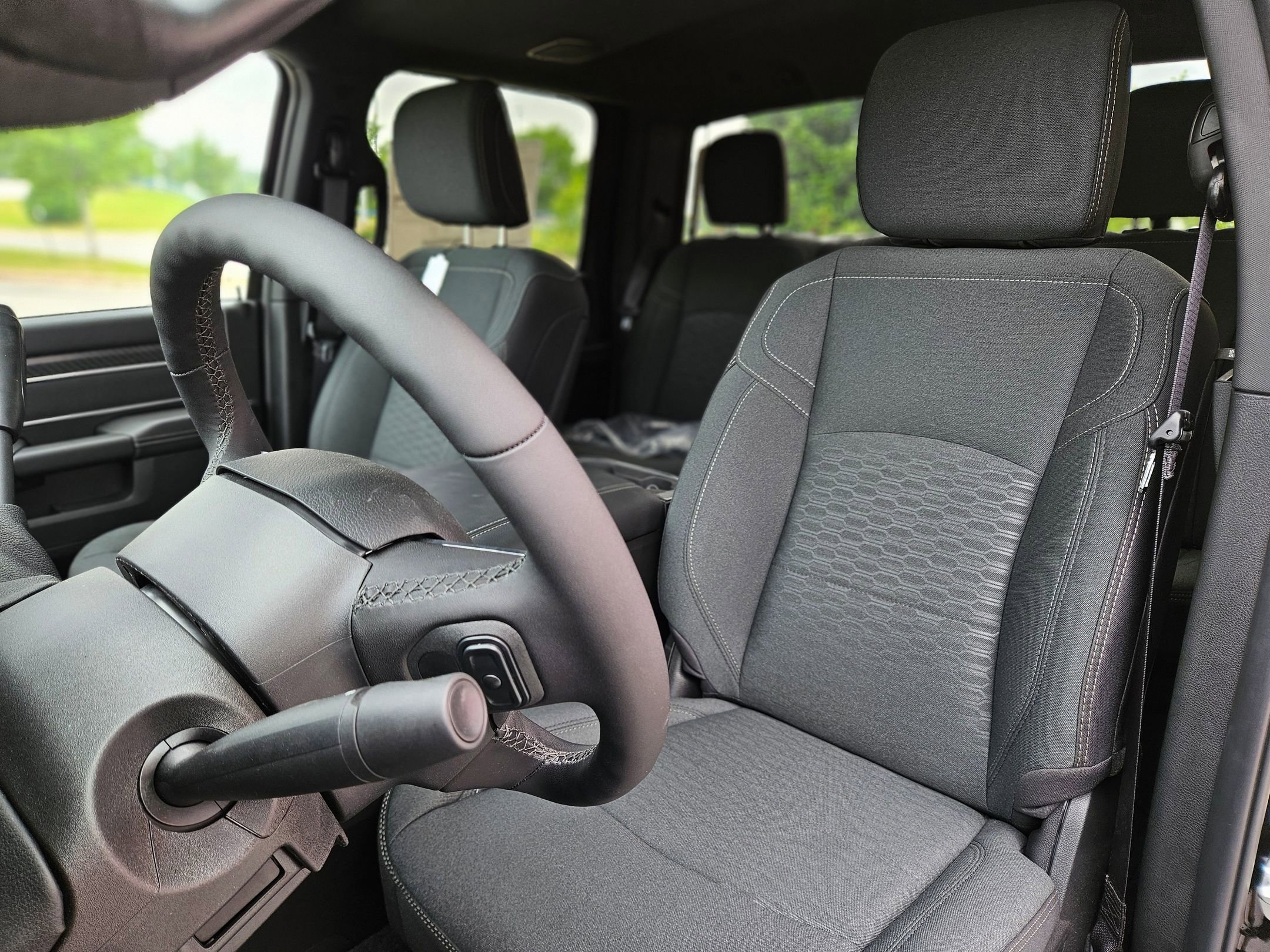 2025 Ram 2500 Big Horn photo 12