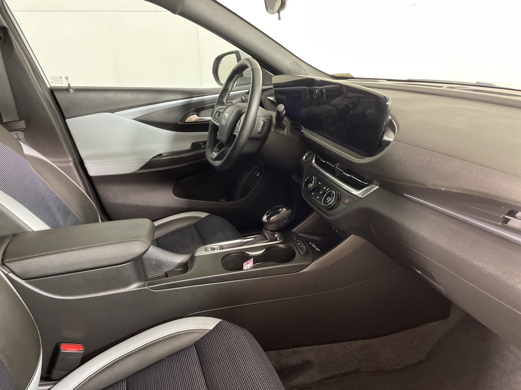 2024 Buick Envista Preferred photo 13