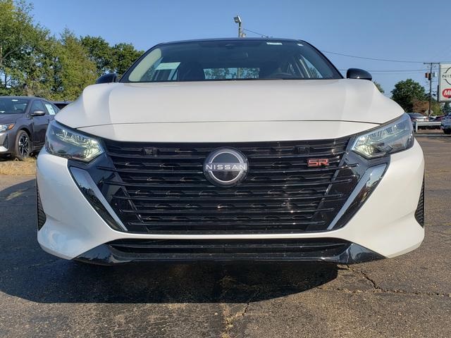 2025 Nissan Sentra SR photo 4