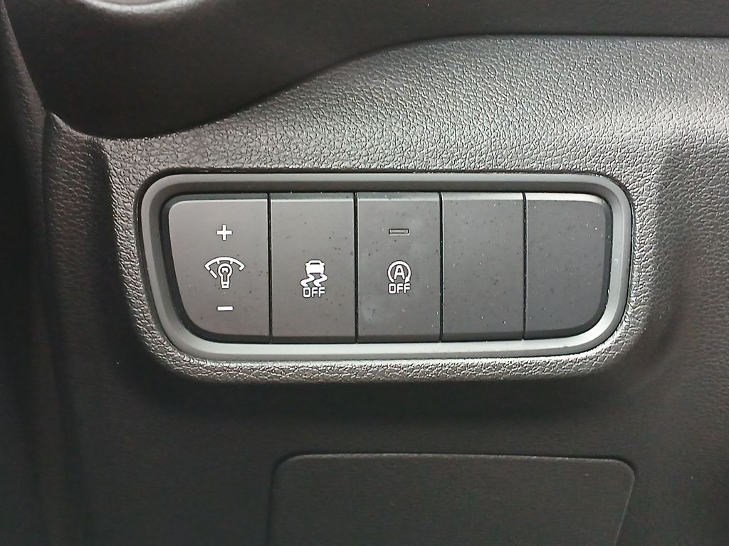 2023 Kia Soul LX photo 17