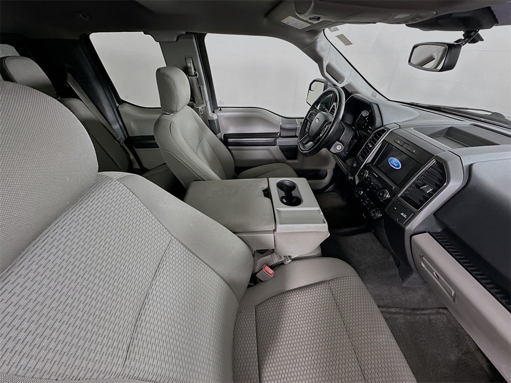 2019 Ford F-150 XLT photo 26