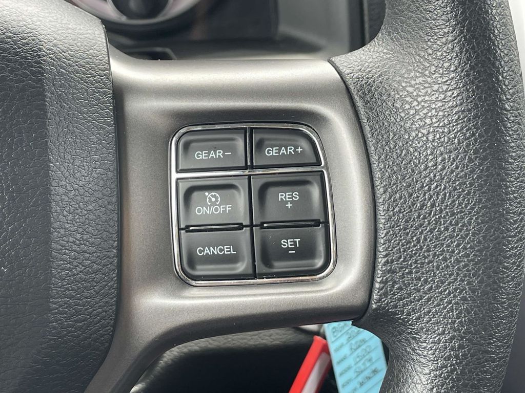 2024 Ram 1500 Classic SLT photo 30