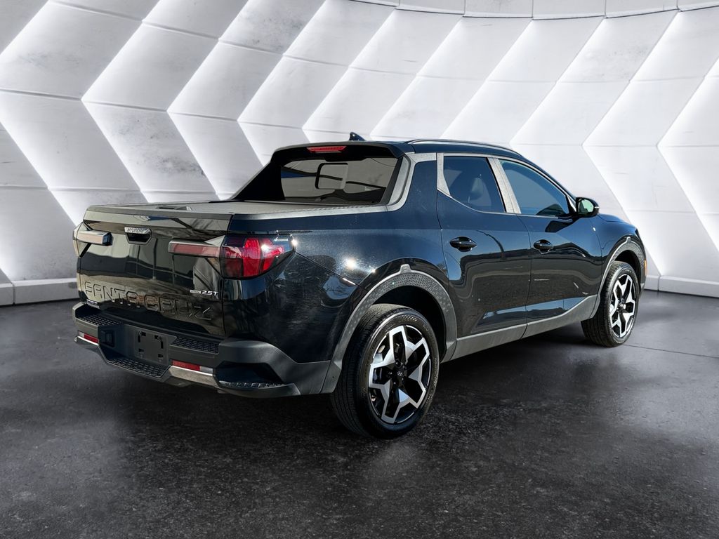 2024 Hyundai Santa Cruz Limited photo 2