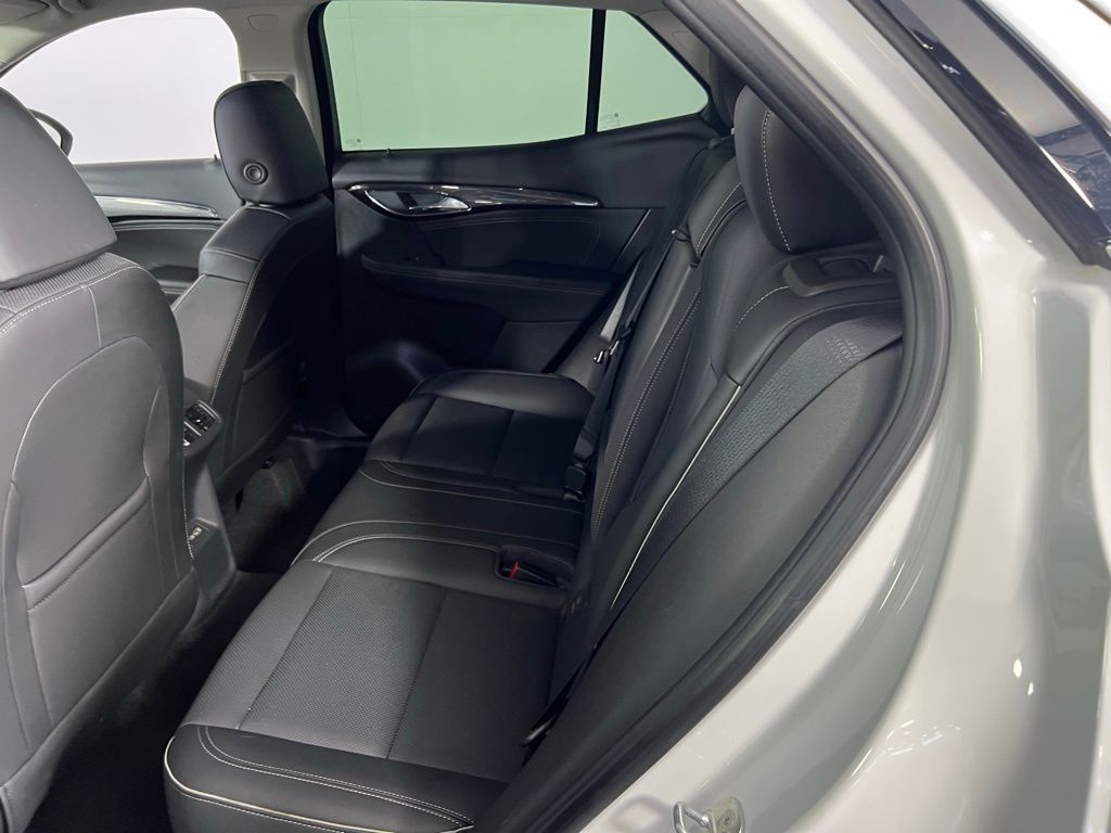 2023 Buick Envision Essence photo 20