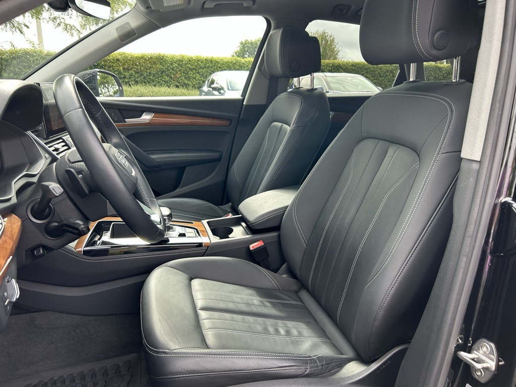 2023 Audi Q5 45 S line Premium photo 20