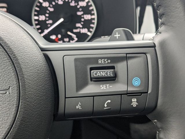 2025 Nissan Pathfinder SV photo 18