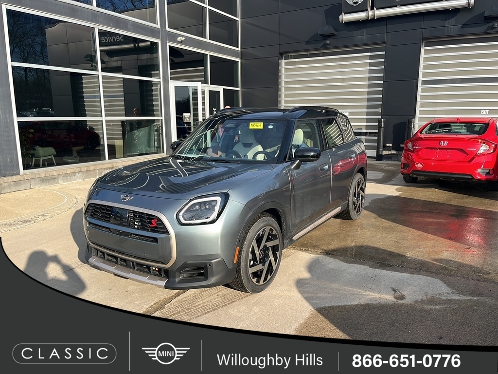 2026 MINI Countryman S's photo