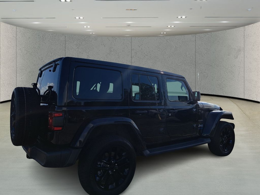 2023 Jeep Wrangler Sahara 4xe photo 4