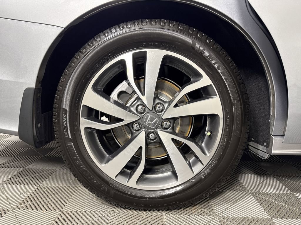 2023 Honda Odyssey Touring photo 14