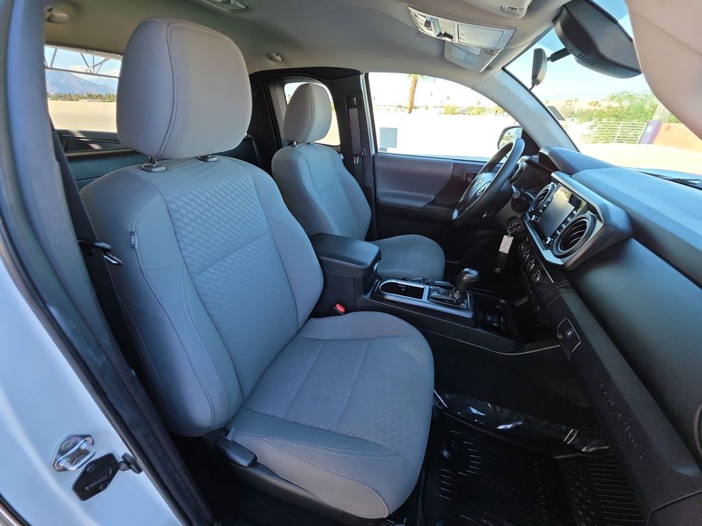 2020 Toyota Tacoma SR photo 28