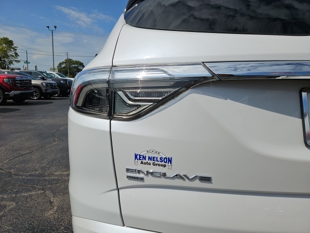 2024 Buick Enclave Avenir photo 4