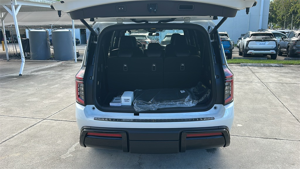 2026 Nissan Armada photo 28