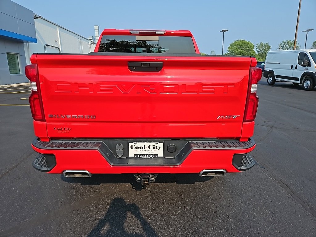 2019 Chevrolet Silverado 1500 RST photo 3