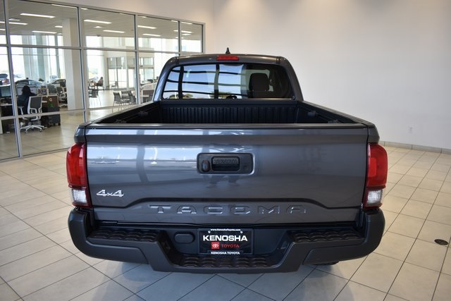 2021 Toyota Tacoma SR 4x4 Access Cab photo 8