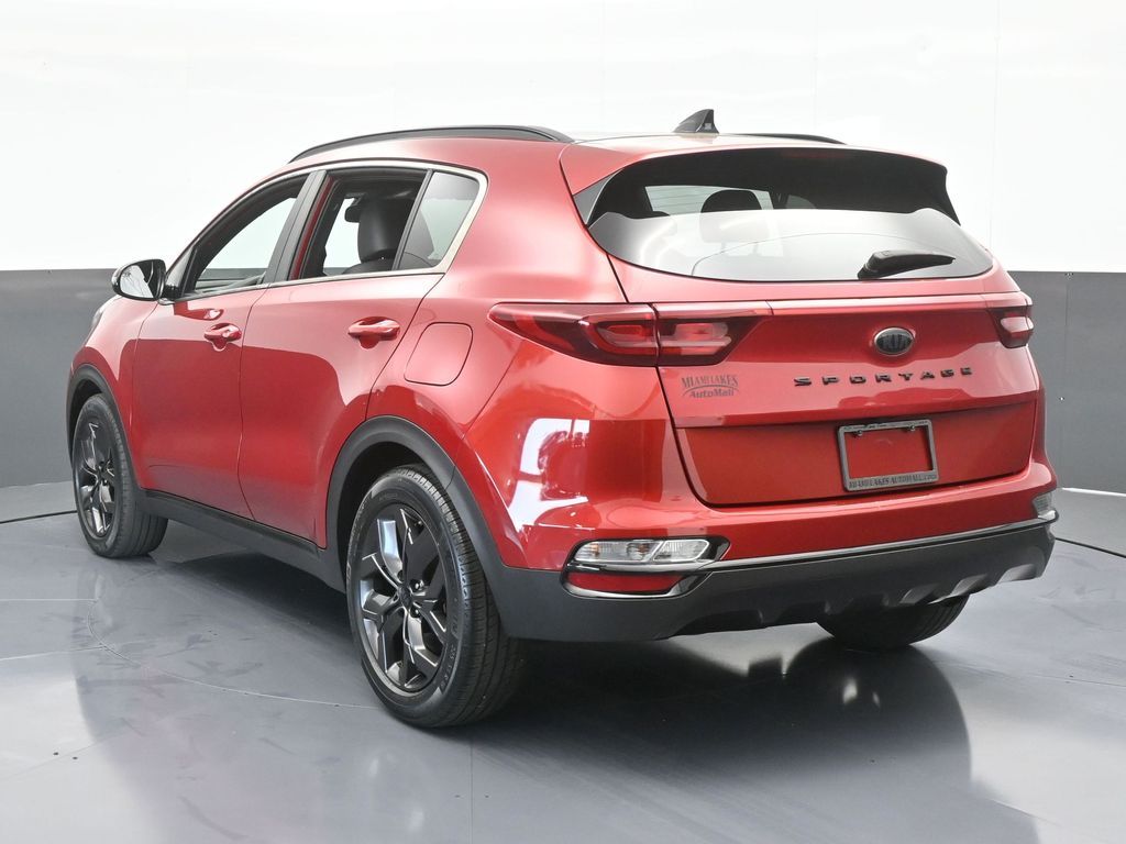 2022 Kia Sportage Nightfall Edition photo 4
