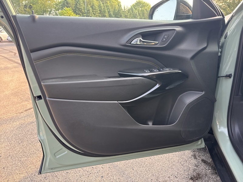 2024 Chevrolet Trax ACTIV photo 14