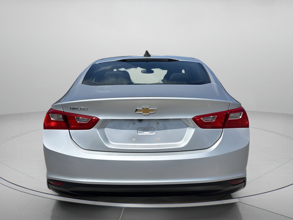 2020 Chevrolet Malibu LS photo 4