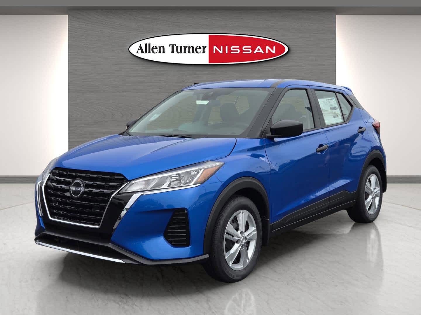 2025 Nissan Kicks Play S photo 2