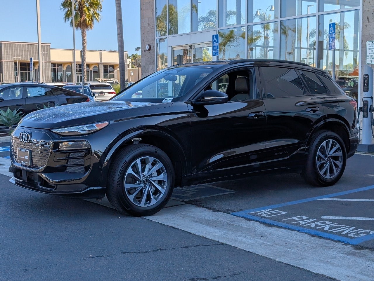 2025 Audi Q6 E-tron Premium photo 3