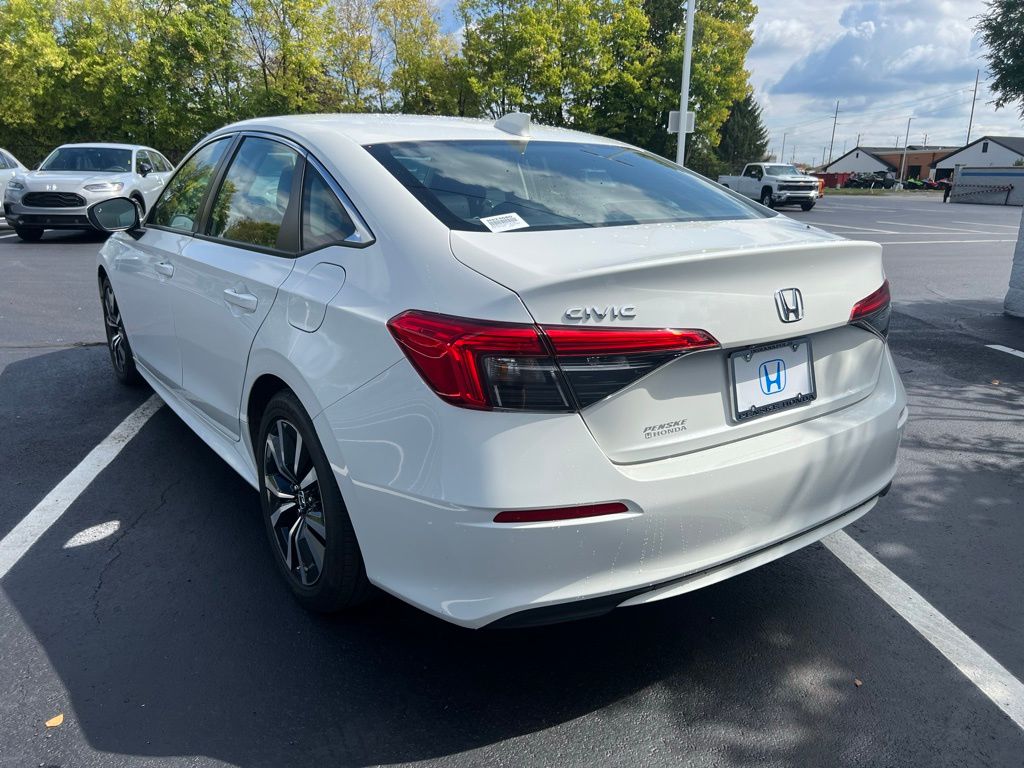 2024 Honda Civic EX photo 3