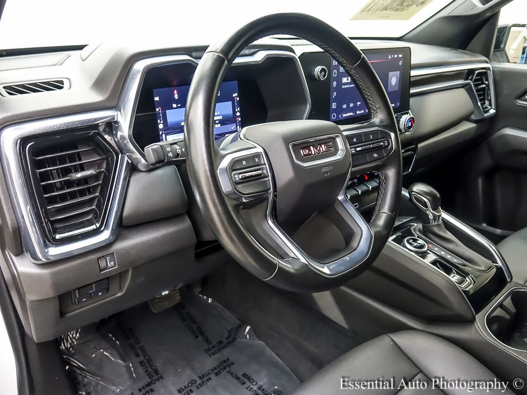 2023 GMC CANYON - Image 10