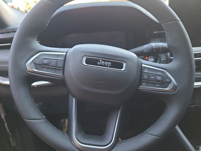 2024 Jeep Compass Limited photo 9