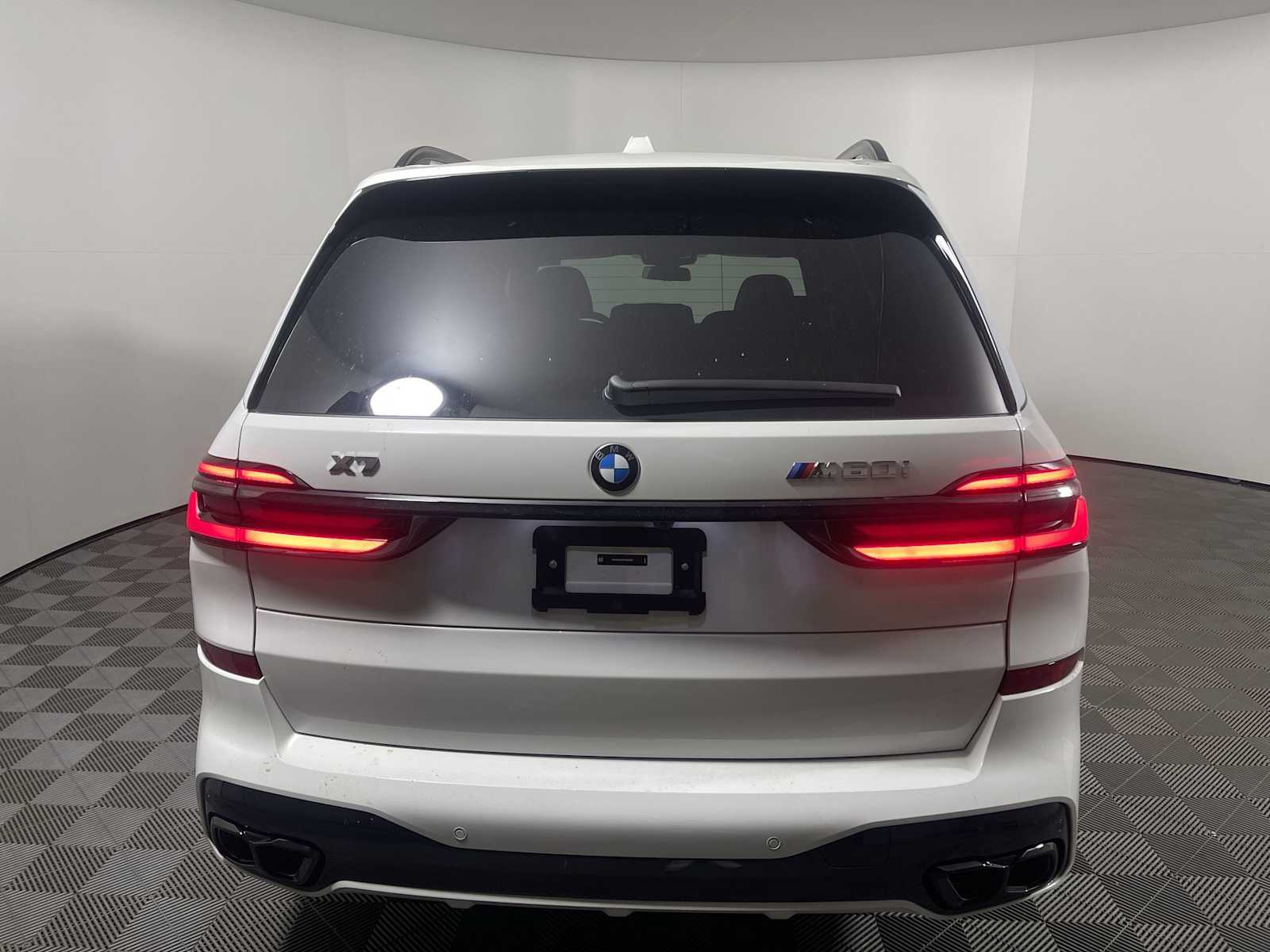2026 Bmw X7 M60i photo 4