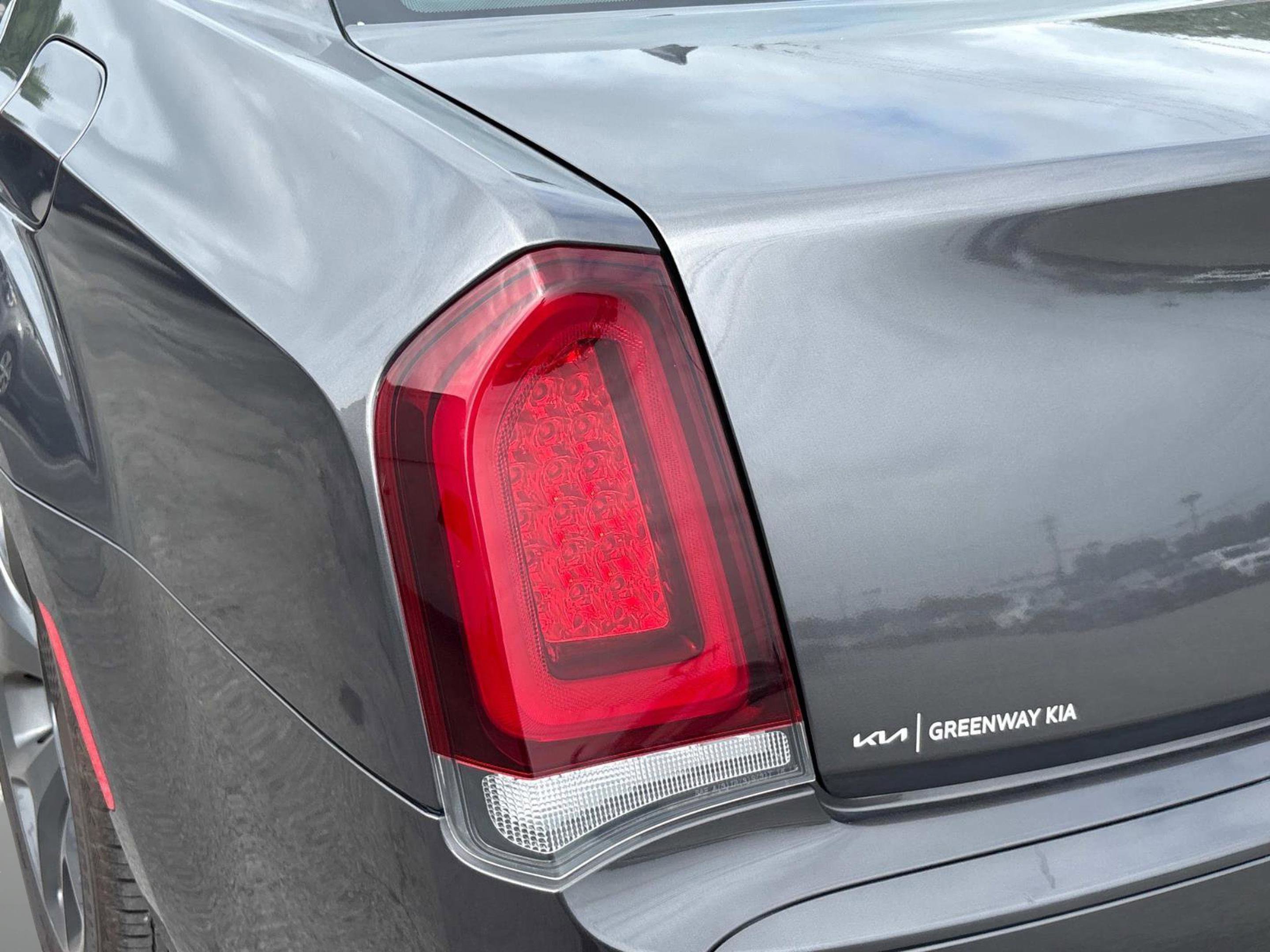 2022 Chrysler 300 S photo 33