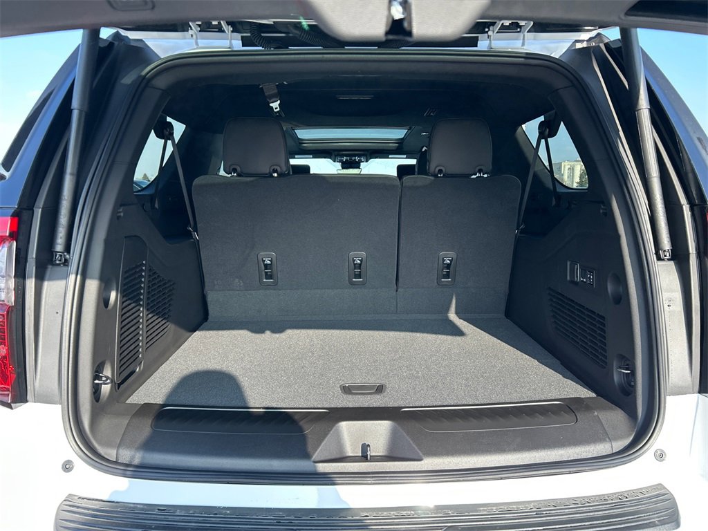 2026 GMC YUKON XL - Image 33