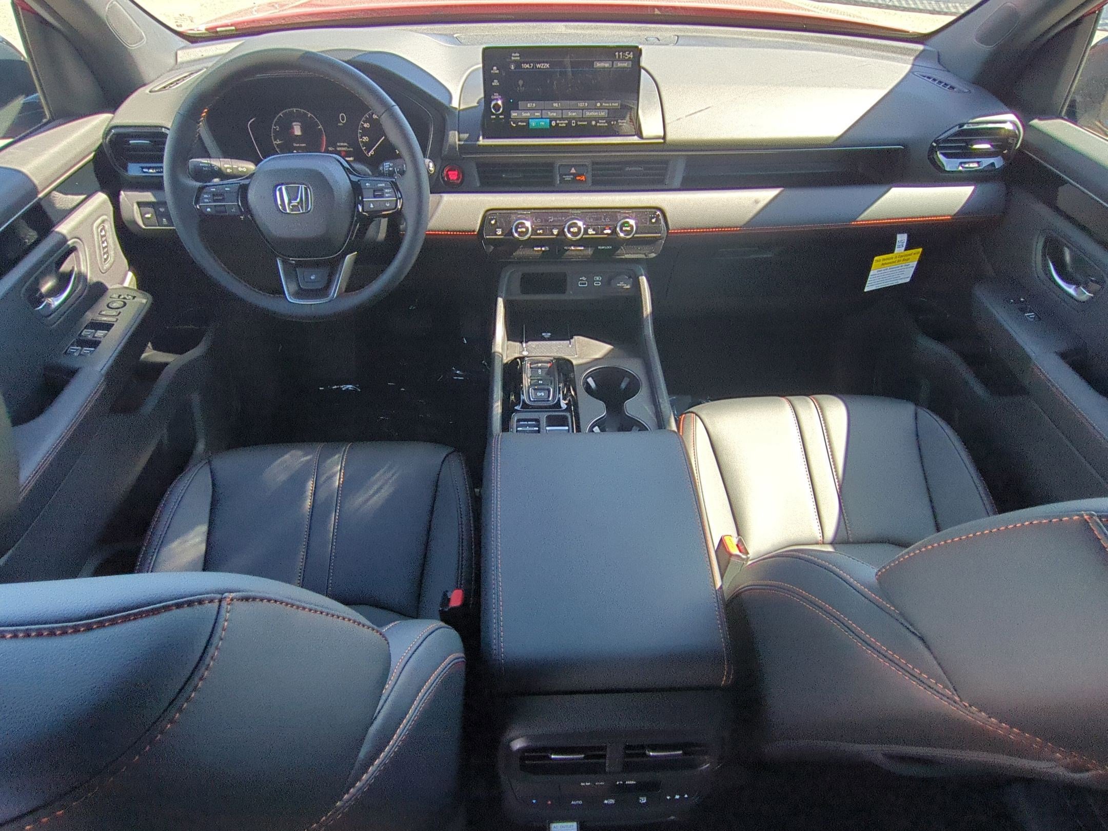 2025 Honda Pilot TrailSport photo 11