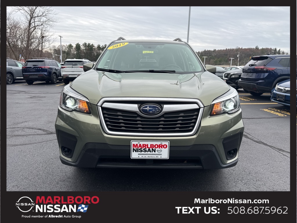 2019 Subaru Forester Premium photo 2