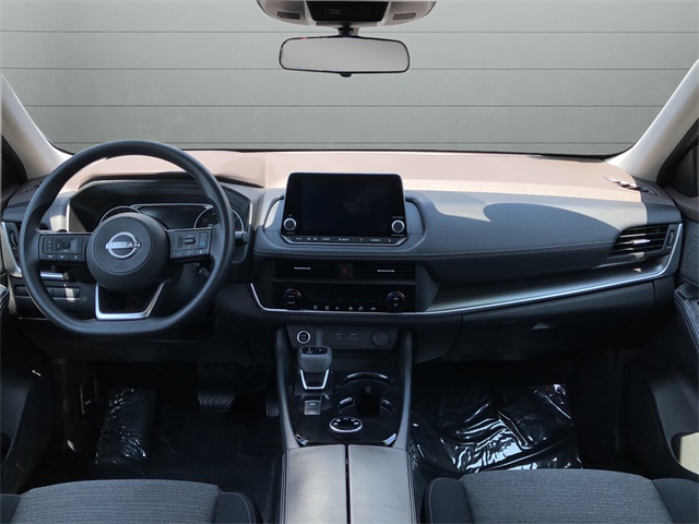 2023 Nissan Rogue SV photo 17
