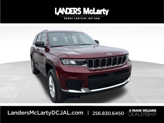 2025 Jeep Grand Cherokee L Laredo's photo