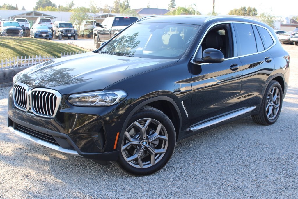 2022 BMW X3 30i